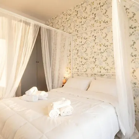 Apartamento Dimora Venera-modern Comfort With Private Parking